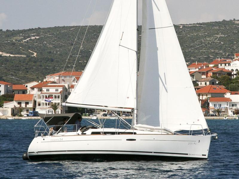 Book yachts online - sailboat - Oceanis 34 - LL Skyhawk - rent