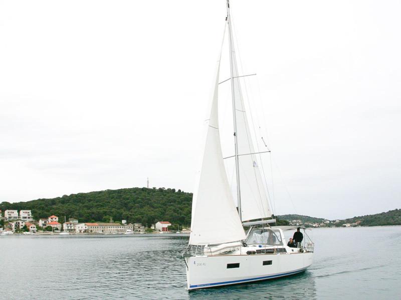 Book yachts online - sailboat - Oceanis 38 - Auxelle - rent