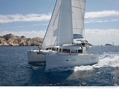 Book yachts online - catamaran - Lagoon 400 - GREENLAND - rent
