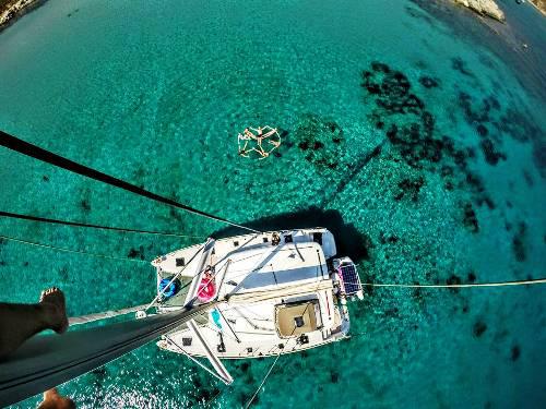 Book yachts online - catamaran - Lagoon 400 S2 - Naya - rent