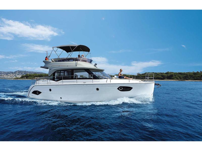 Book yachts online - motorboat - Bavaria E40 Fly - Danijela - rent