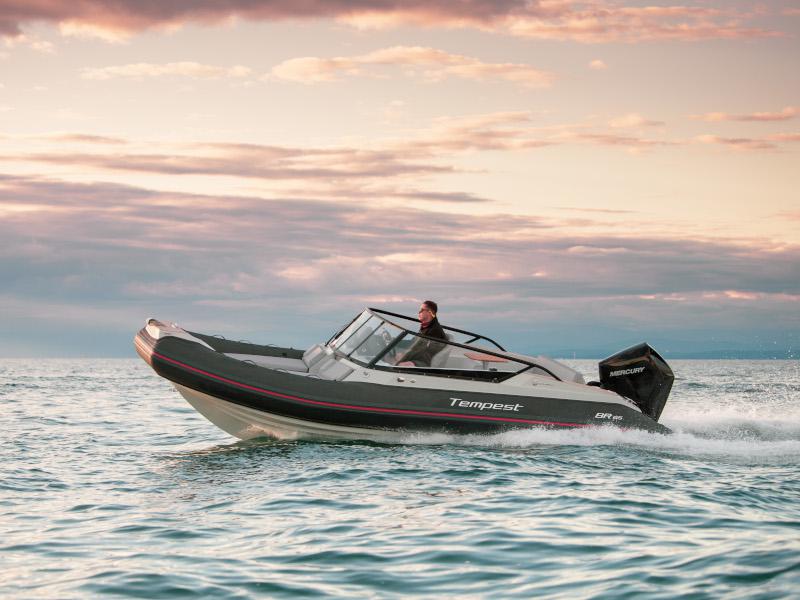 Book yachts online - motorboat - Tempest 65BR - CAPELLI (TEMPEST 65 BR + MERCURY 200) - rent