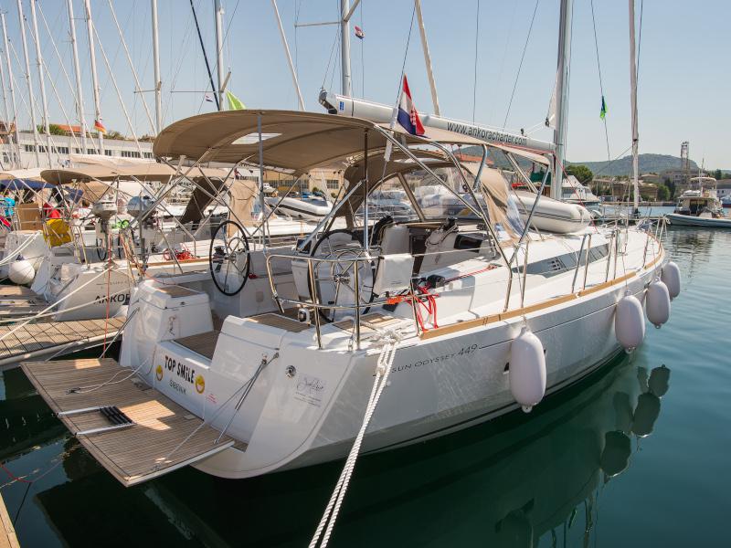 Book yachts online - sailboat - Sun Odyssey 449 - TOP SMILE - rent