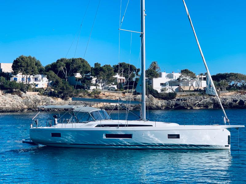Book yachts online - sailboat - Oceanis 51.1 - Lima - rent