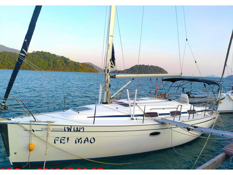 Book yachts online - sailboat - Bavaria 33 - Fei Mao - rent