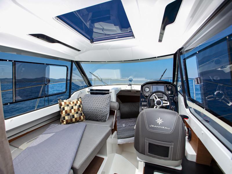 Book yachts online - motorboat - Merry Fisher 795 - Vito - rent