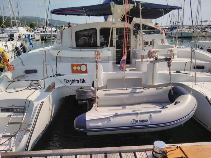 Book yachts online - catamaran - Lavezzi 40 - Baghira Blu - rent