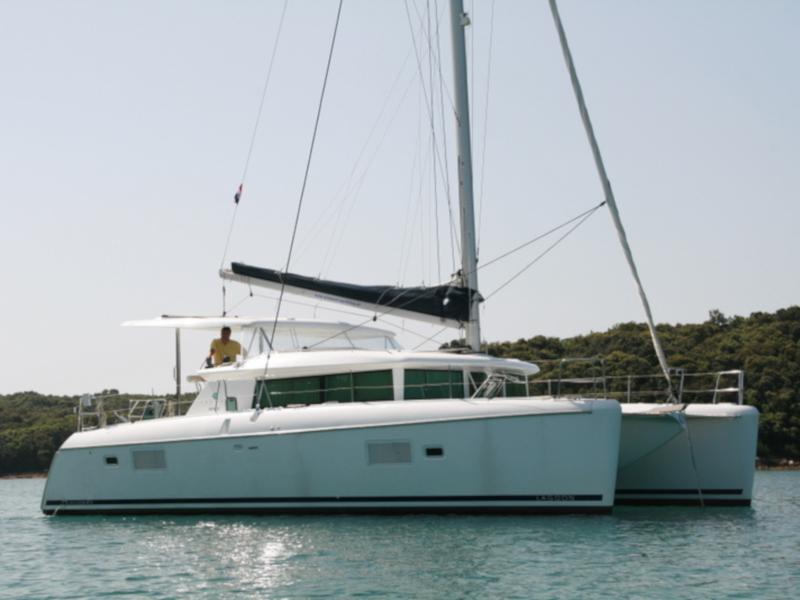 Book yachts online - catamaran - Lagoon 420 - JaJa 4 - rent
