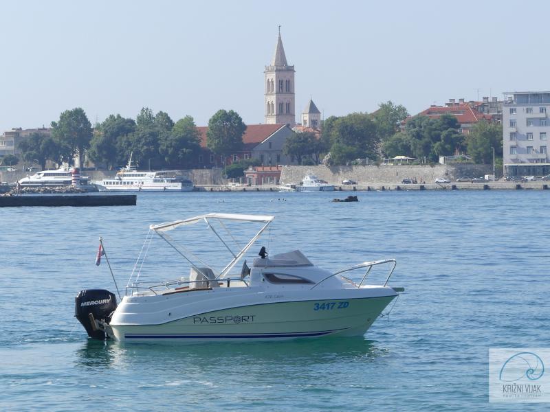 Book yachts online - motorboat - Passport 430 cabin - no name - rent