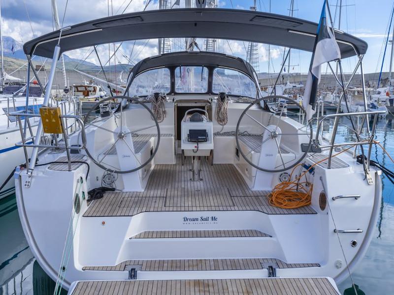 Book yachts online - sailboat - Bavaria 46 - Linda - rent