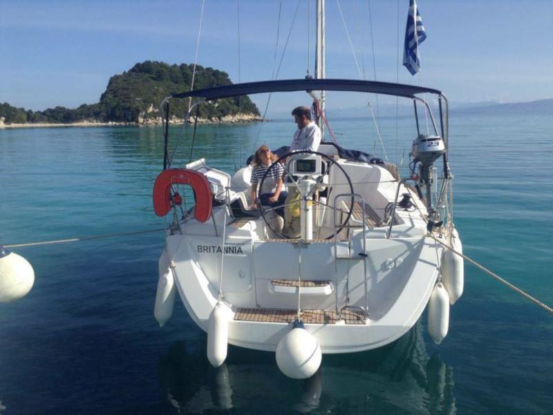 Book yachts online - sailboat - Sun Odyssey 33i - Britannia - rent