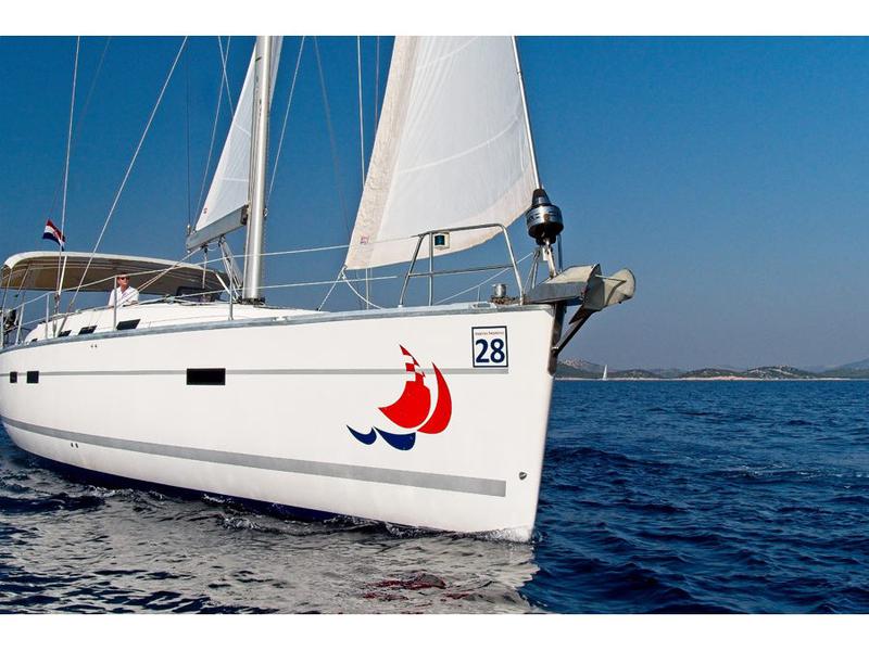Book yachts online - sailboat - Bavaria 50 C - MH 28 - rent