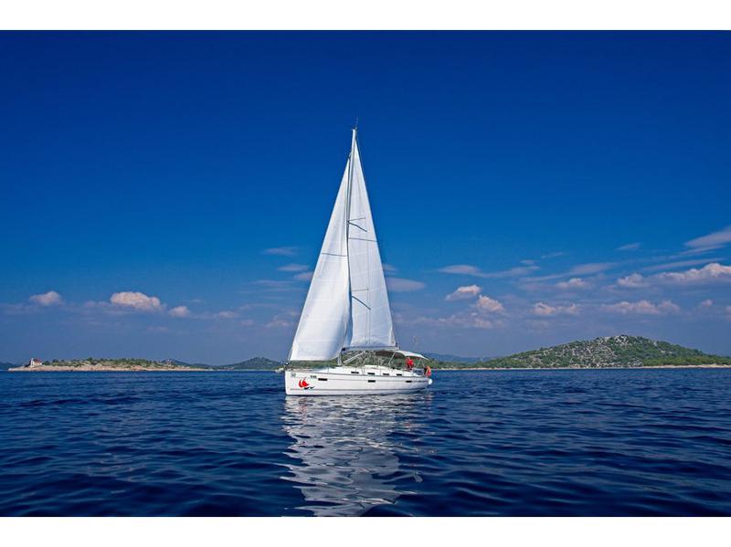 Book yachts online - sailboat - Bavaria 40 CN - MH 34 - rent