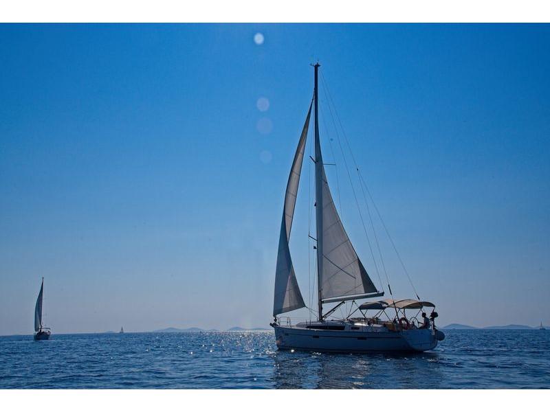 Book yachts online - sailboat - Bavaria Cruiser 41 - MH 62 - rent