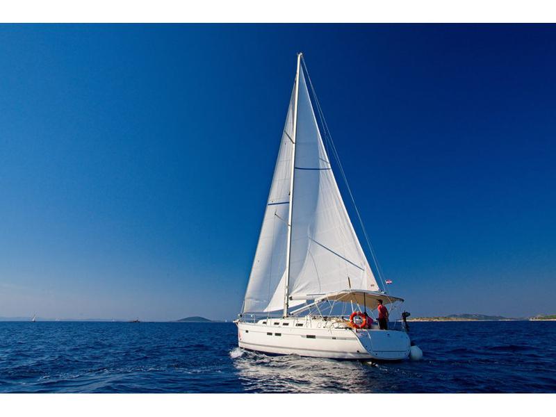 Book yachts online - sailboat - Bavaria 45 C - MH 35 - rent