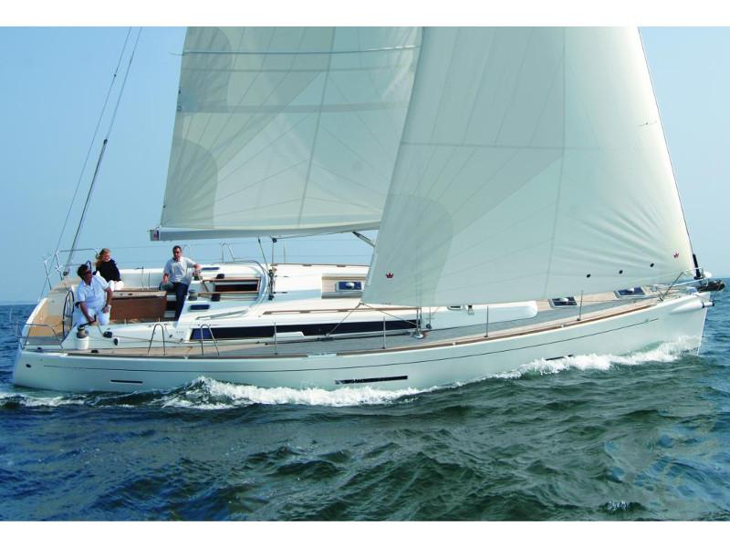 Book yachts online - sailboat - Dufour 450 Grand Large - EROICO - rent
