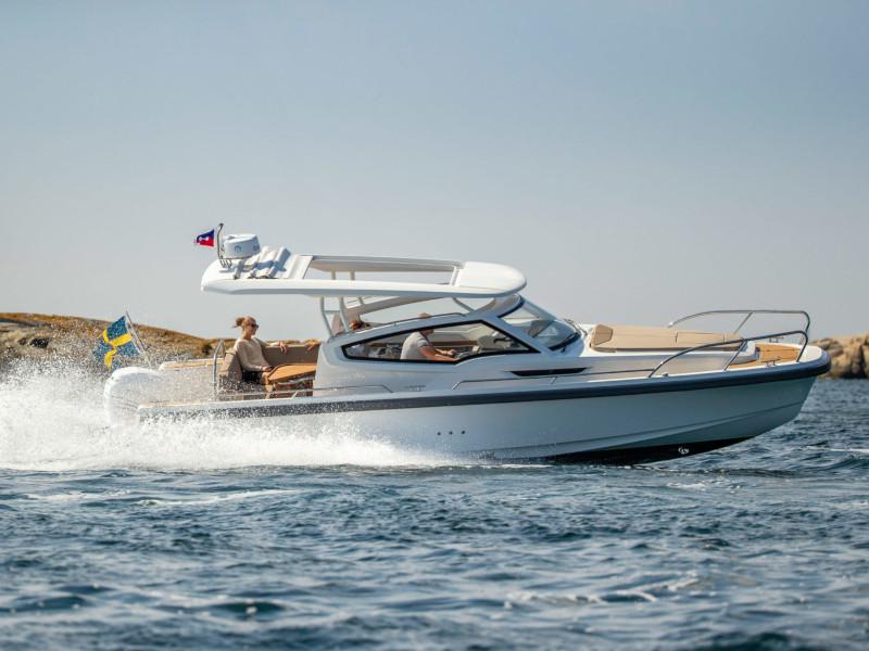 Book yachts online - motorboat - Nimbus Weekender W9 T-Top - Maly PePe - rent