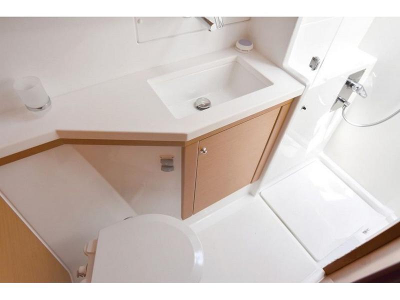 Book yachts online - catamaran - Lagoon 450  Flybridge - Omiros II - rent