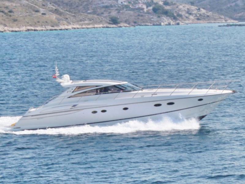 Book yachts online - motorboat - Princess V 58 - Cool - rent