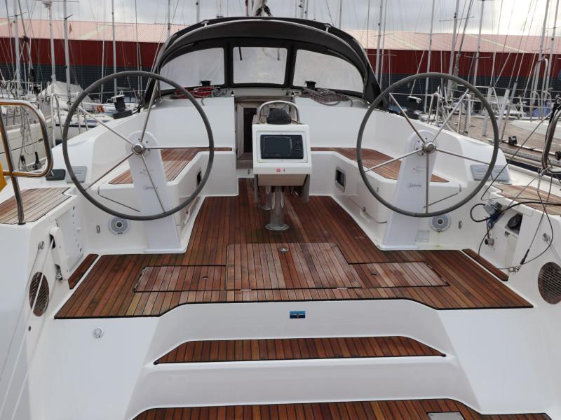 Book yachts online - sailboat - Bavaria 46 - Ocean Breeze - rent