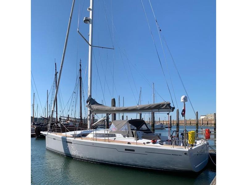 Book yachts online - sailboat - Dehler 42 - D-Dream - rent