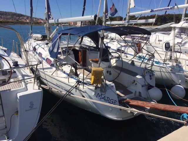 Book yachts online - sailboat - Bavaria 38 Cruiser - Marge ( in water from 2012 ) - rent