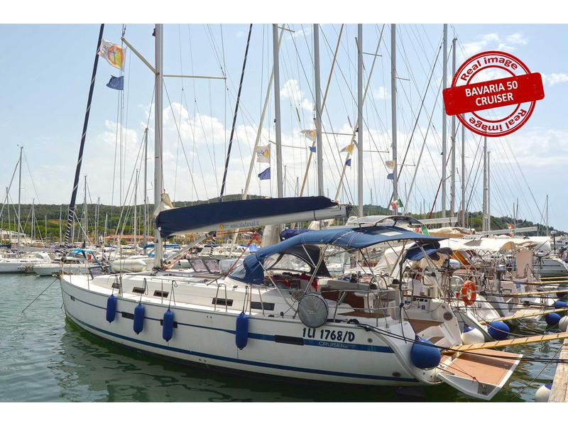 Book yachts online - sailboat - Bavaria Cruiser 50 - Aladar - Solar Panel - rent