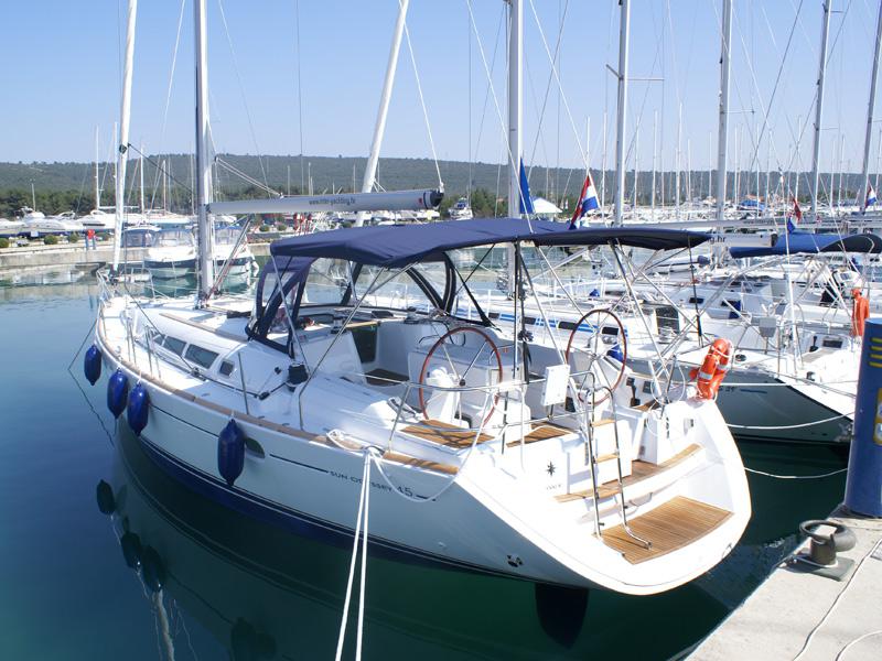Book yachts online - sailboat - Sun Odyssey 45 - Avi - rent