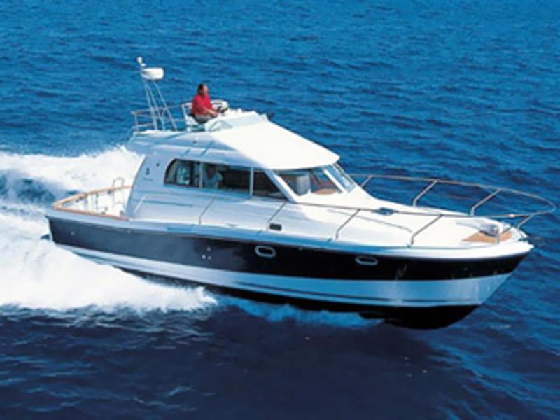 Book yachts online - motorboat - Antares 10.80 - Hantobas - rent