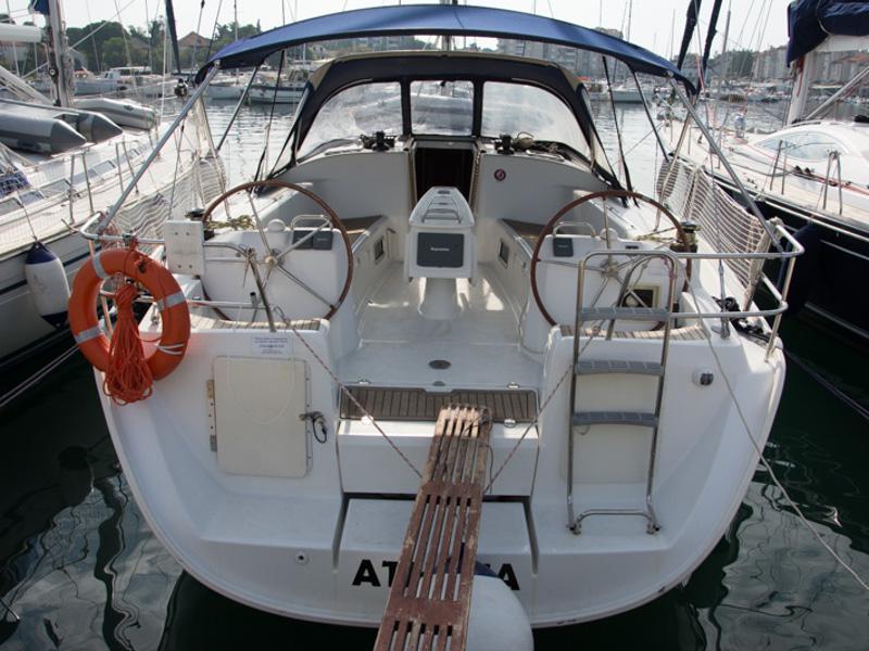 Book yachts online - sailboat - Benetau Cyclades 43,4 - ATHENA  - rent