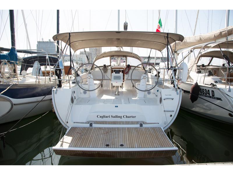 Book yachts online - sailboat - Bavaria Cruiser 46 - Tuerredda - rent
