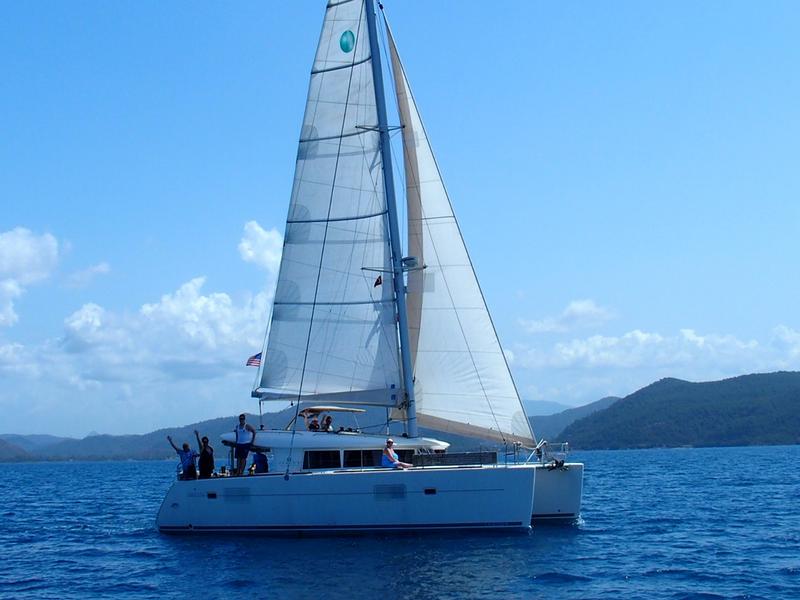 Book yachts online - catamaran - Lagoon 400 - Winnie - rent