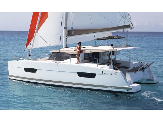 Book yachts online - catamaran - Fountaine Pajot 40 - Fitti - rent