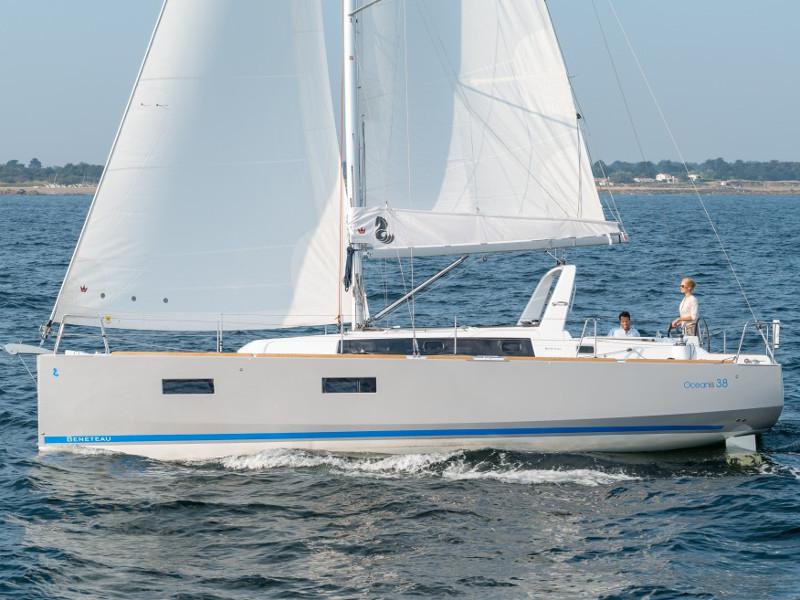 Book yachts online - sailboat - Oceanis 38 - MareAnemoi - rent