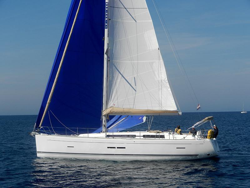 Book yachts online - sailboat - Dufour 445 GL - Prggino II - BT - rent