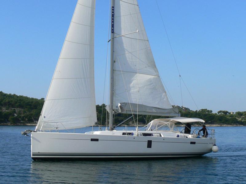Book yachts online - sailboat - Hanse 445 - Maja lll - BT - rent