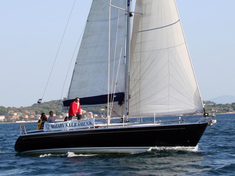 Book yachts online - sailboat - Grand Soleil 46.3 - Anatela - BT - rent