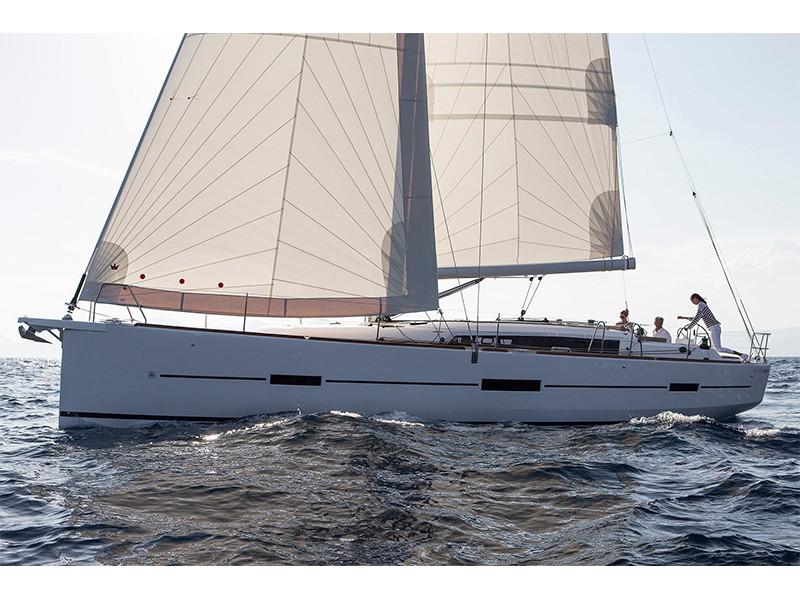 Book yachts online - sailboat - Dufour 460 4 cab - Petra - BT - rent