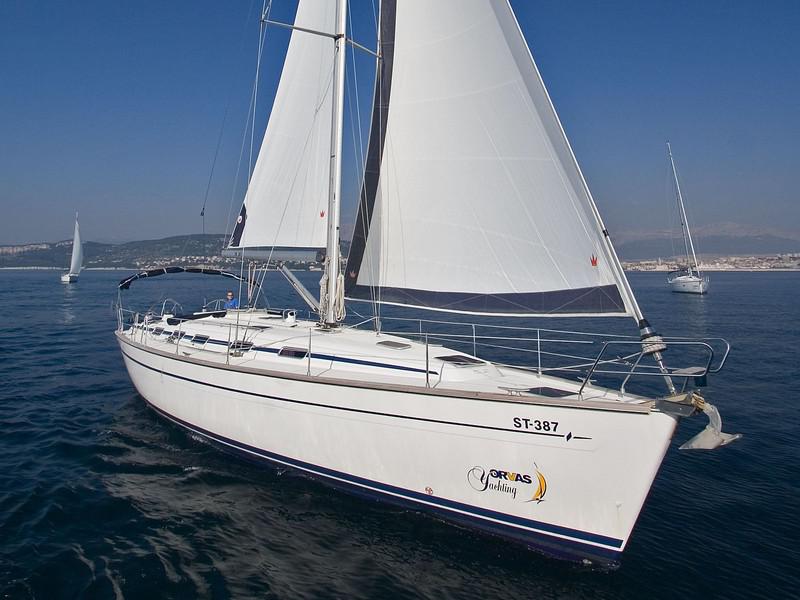 Book yachts online - sailboat - Bavaria 49 - SUTVID - rent