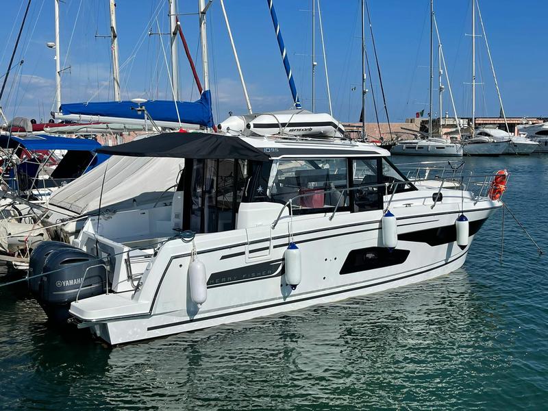 Book yachts online - motorboat - Merry Fisher 1095 - Follow Me - rent