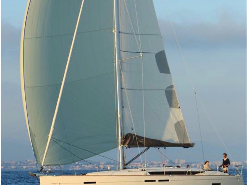 Book yachts online - sailboat - Sun Odyssey 449 - Ambra Blu - Standard line - rent