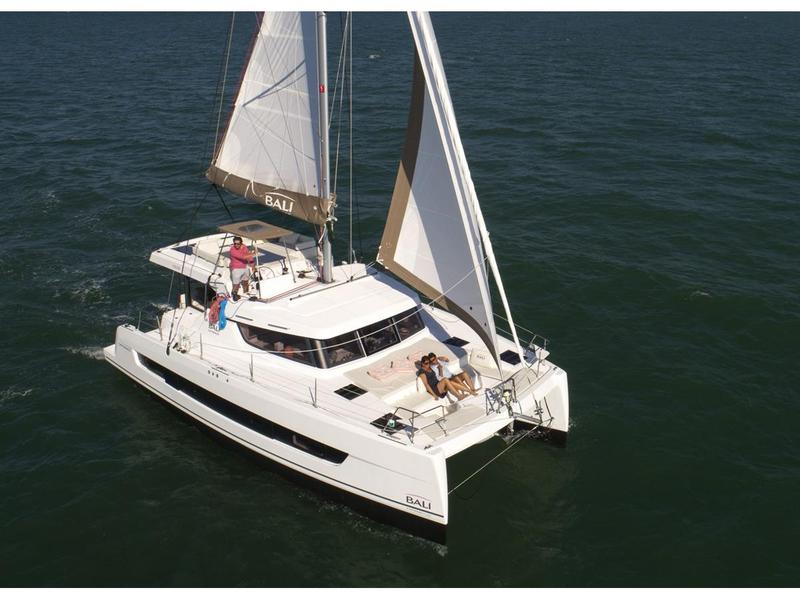 Book yachts online - catamaran - Bali Catspace - Moje sunce - rent