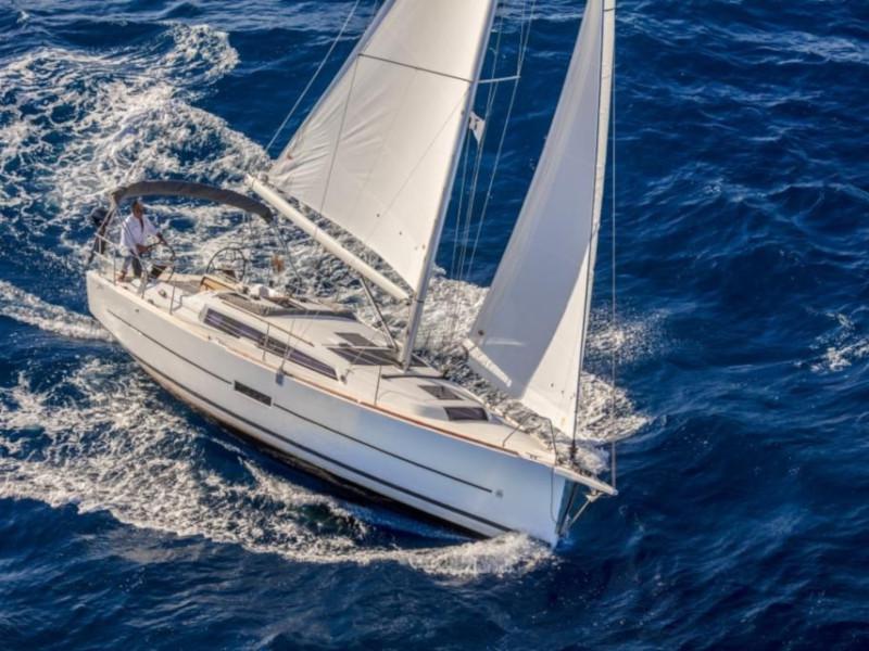 Book yachts online - sailboat - Dufour 360 Grand Large - PRES- 360-MA-19 - rent