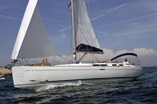 Book yachts online - sailboat - Dufour 455 - EC- D45-09-MA - rent