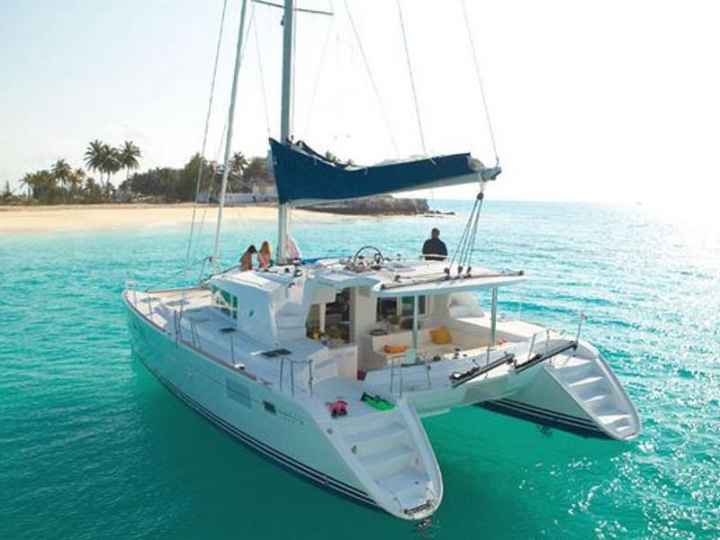 Book yachts online - catamaran - Lagoon 440/6 cab - EC- L44-09-G - rent