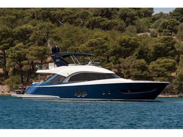 Book yachts online - motorboat - Monte Carlo Yacht 66 - Five Weeks - rent