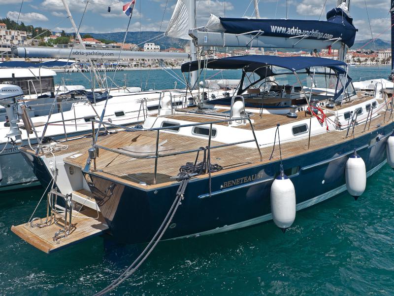 Book yachts online - sailboat - Beneteau 57 - Tajna - rent