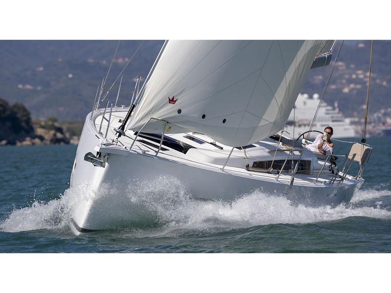 Book yachts online - sailboat - Dufour 430 Grand Large - Go Sailing - rent
