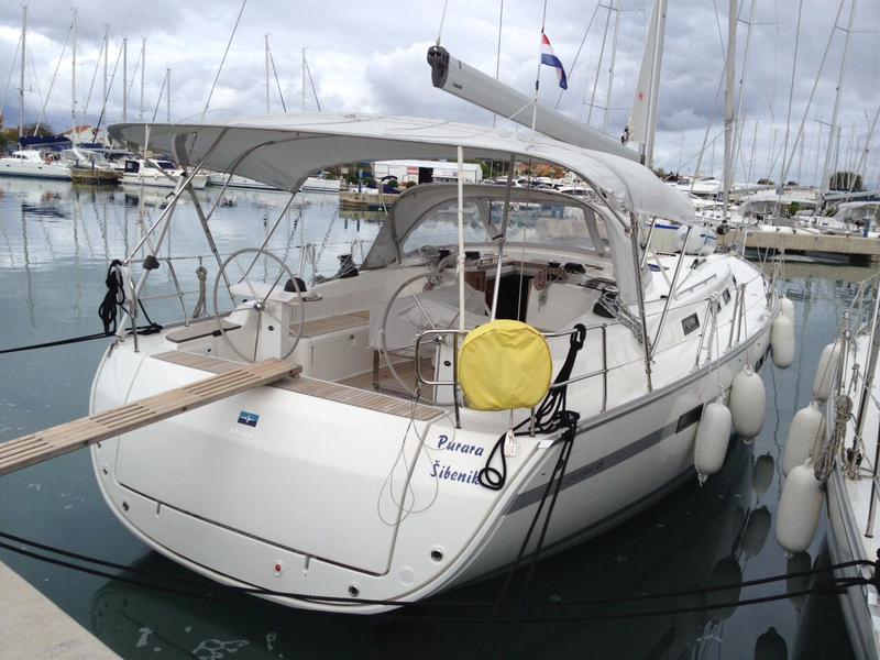 Book yachts online - sailboat - Bavaria Cruiser 45 - Purara - rent