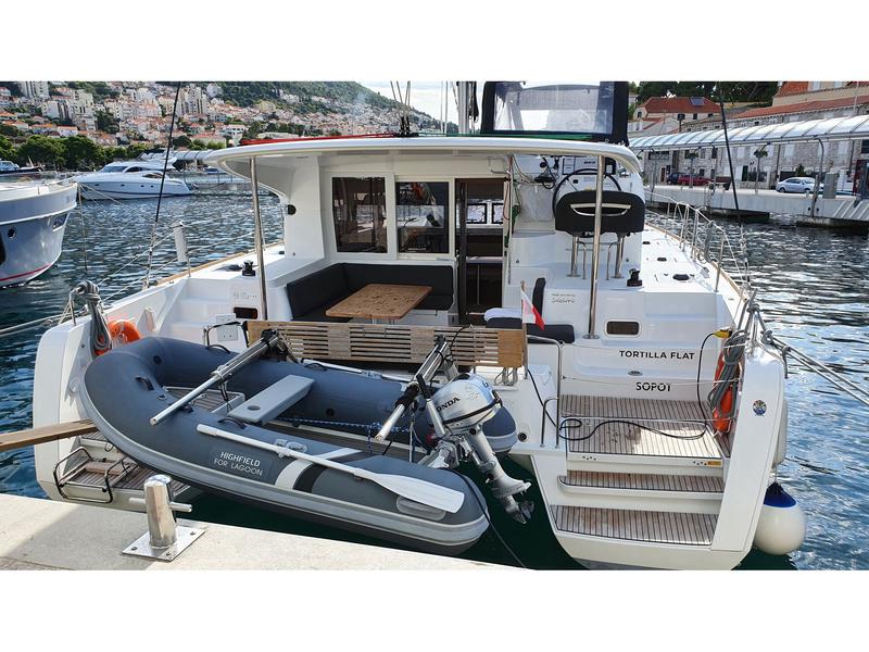 Book yachts online - catamaran - Lagoon 40 - TORTILLA FLAT - rent